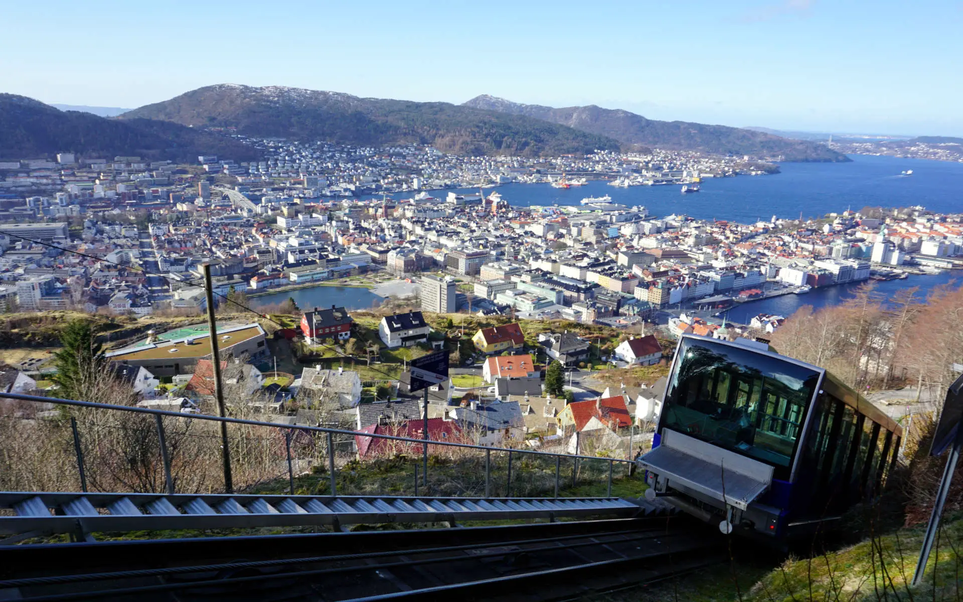 Sehenswürdigkeiten in Bergen: Fløibanen und Fløyen Aussichtspunkt